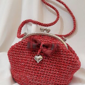 червена чанта