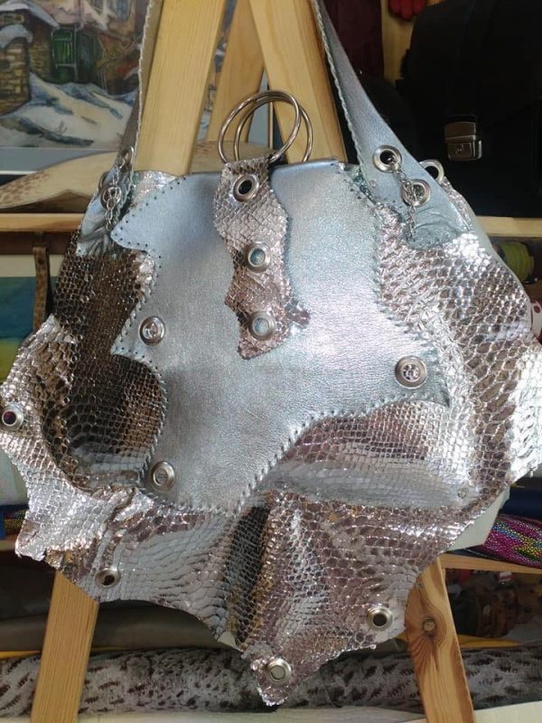 Дамска ръчна дизайнерска чанта от естествена кожа