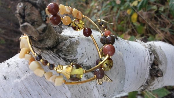 Комплект "Есенна радост" гривна и обеци с естествени камъни