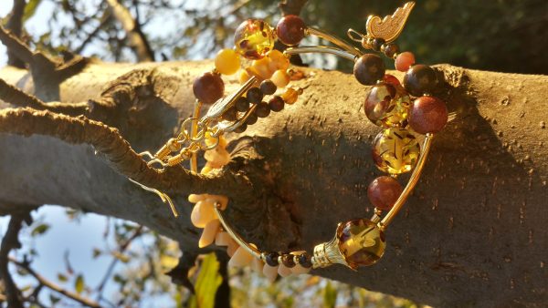 Комплект "Есенна радост" гривна и обеци с естествени камъни