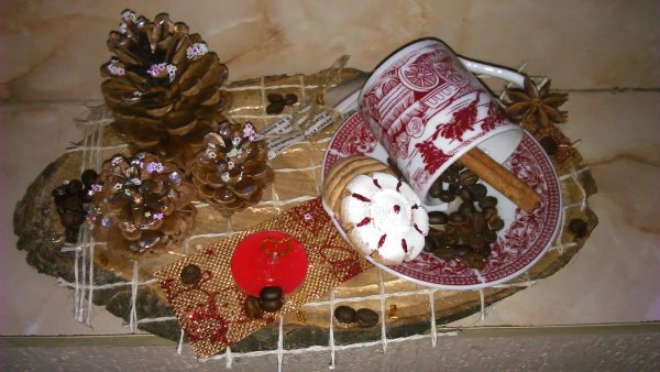 Коледни свещници и сувенири