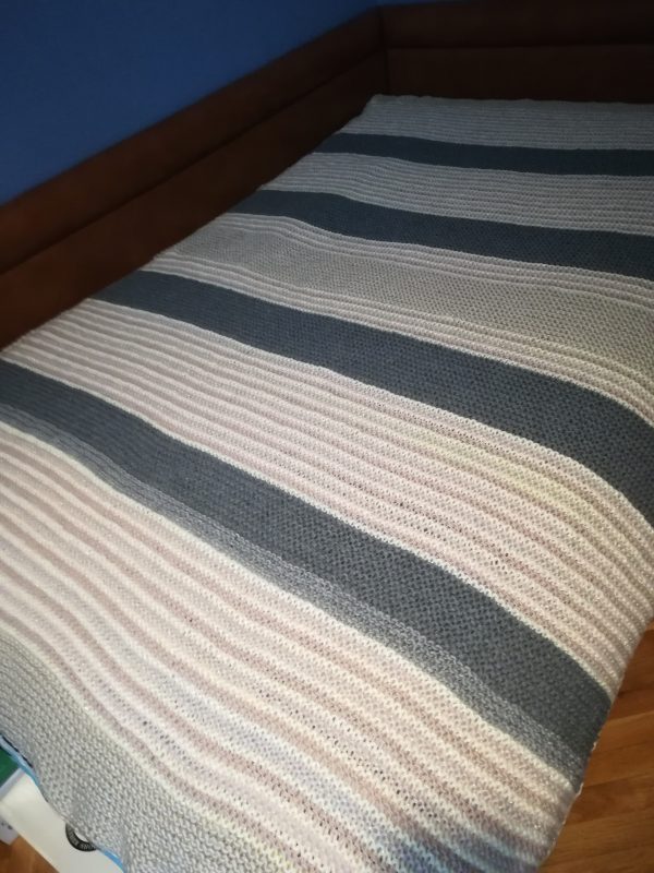 Ръчно плетено одеяло /продадено/