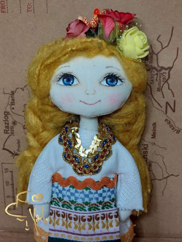 Текстилни кукли с народна носия