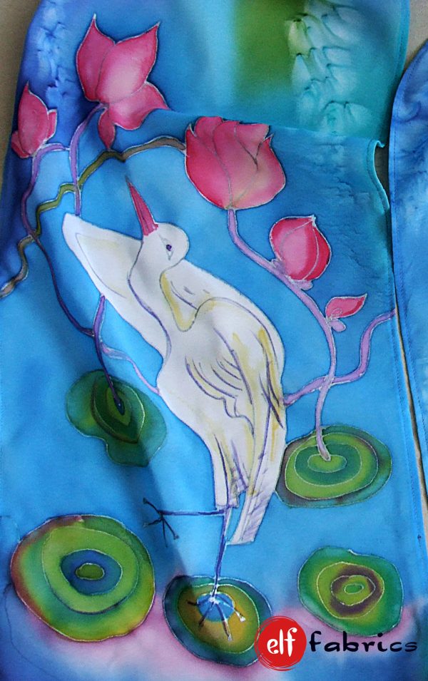 Рисуван копринен шал с лилии и жерав, подарък за директор- по поръчка