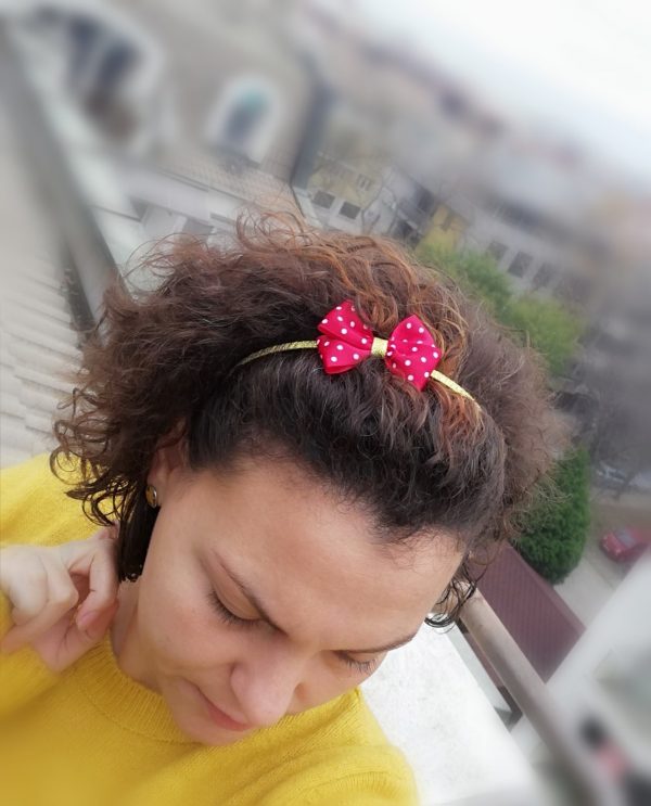 Коледна златиста диадема