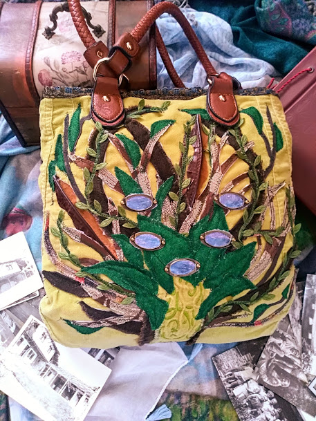 Ръчно изработена дамска чанта ,,Родословното дърво"