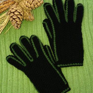 Плетени ръкавици ,,Зимни - черни със зелен контур"