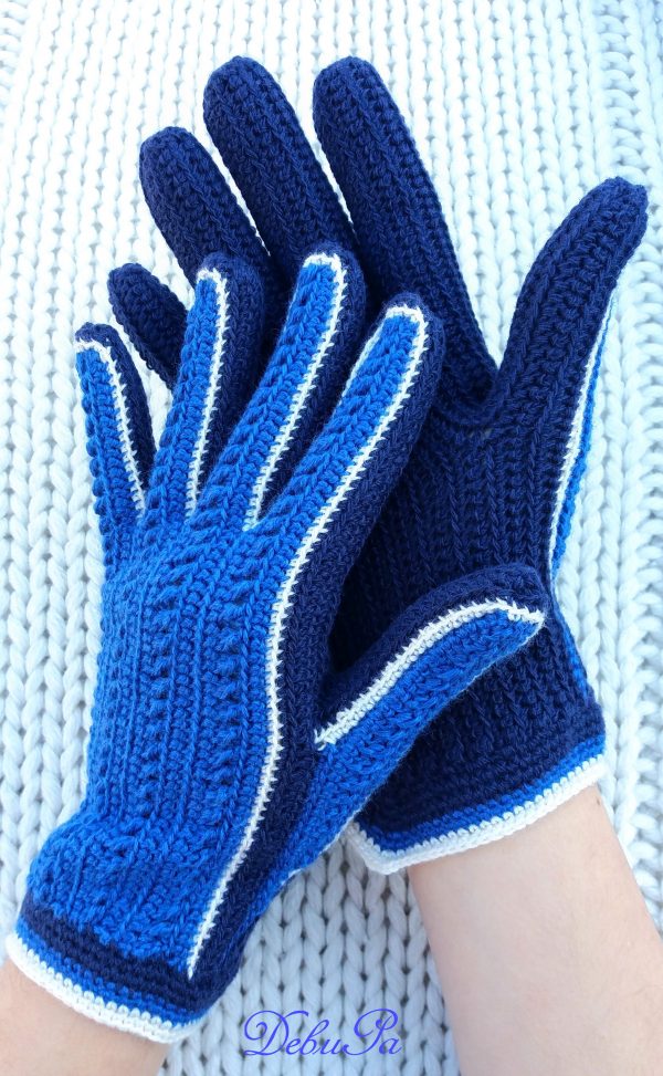 Плетени ръкавици "Зимни - тъмно светло сини с бял контур"