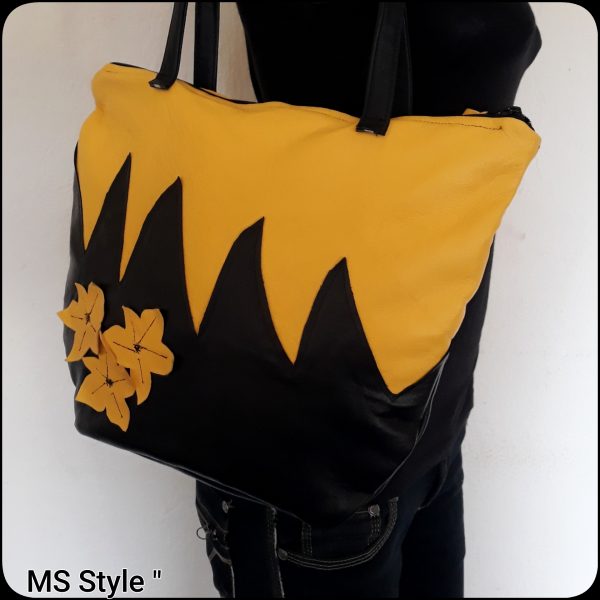 Дамска чанта от естествена кожа с цветя