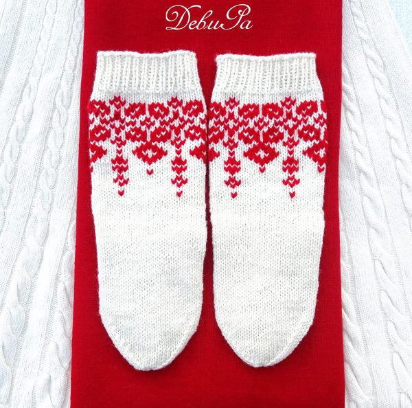 Плетените чорапи на Баба Марта