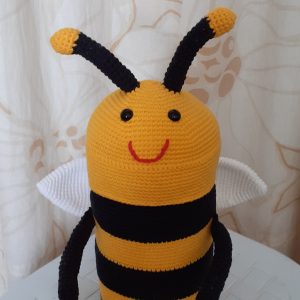 Декорация "Медоносна пчеличка"