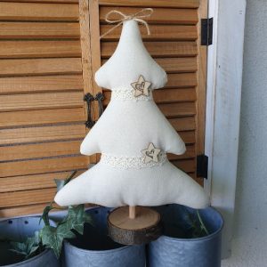 Коледна декорация "Бяла елхичка"
