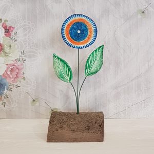 Керамично цвете с щипка 018