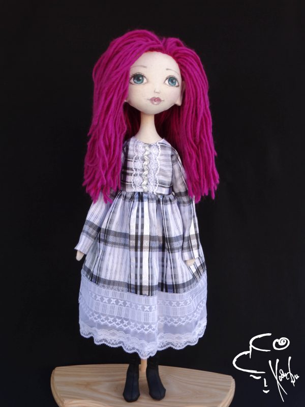 Фифи - текстилна кукла