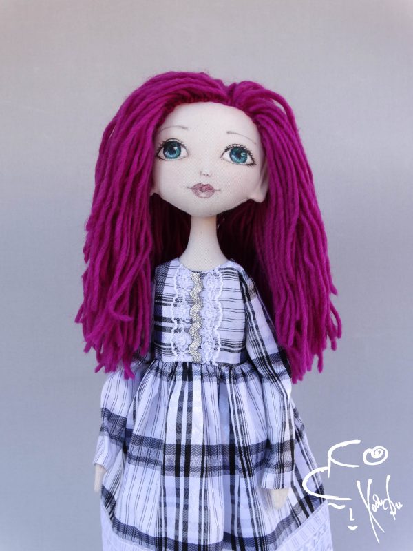 Фифи - текстилна кукла