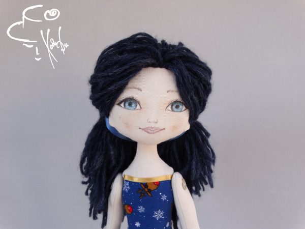 Ванеса - текстилна кукла