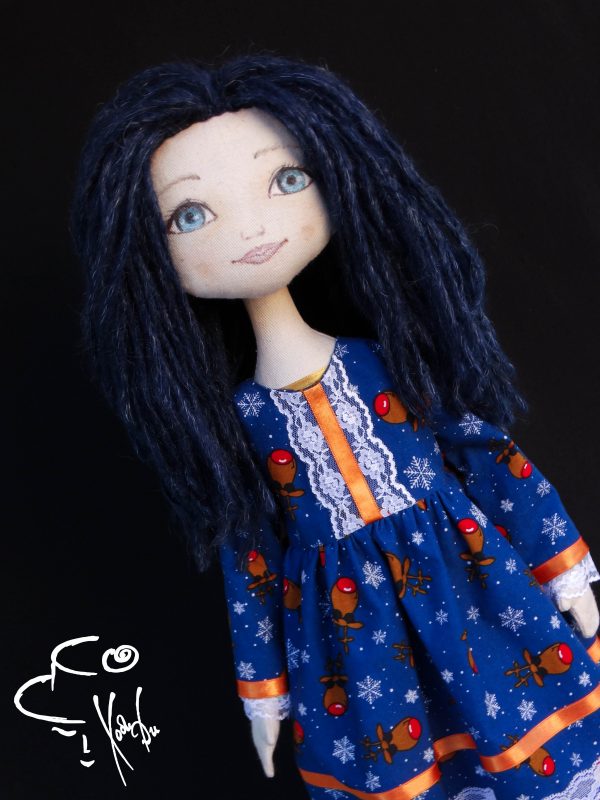 Ванеса - текстилна кукла