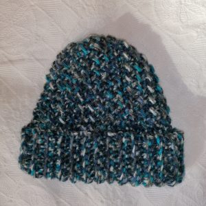Плетена зимна шапка