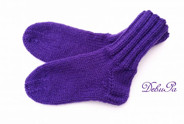 Плетени чорапи "Зимно пухкаво лилаво"
