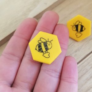 Обици на клипс пчели
