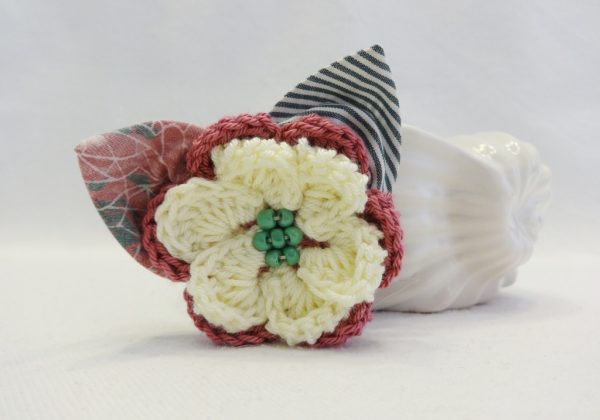 Сет от диадема и ластик за коса с 3D цветя "Малинов шепот"