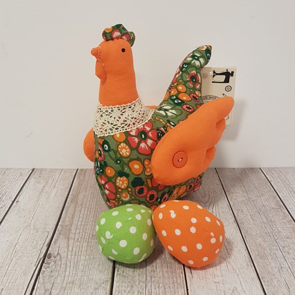 Великденска кокошка за декорация