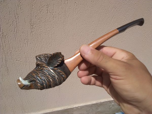 Лула за пушене на тютюн5. Авторска дърворезба.