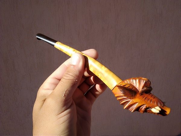 Лула за цигари. Глиган. Авторска дърворезба.