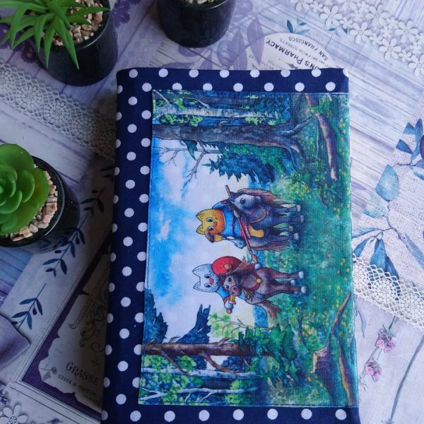 калъф ( подвързия , дреха ) за книга