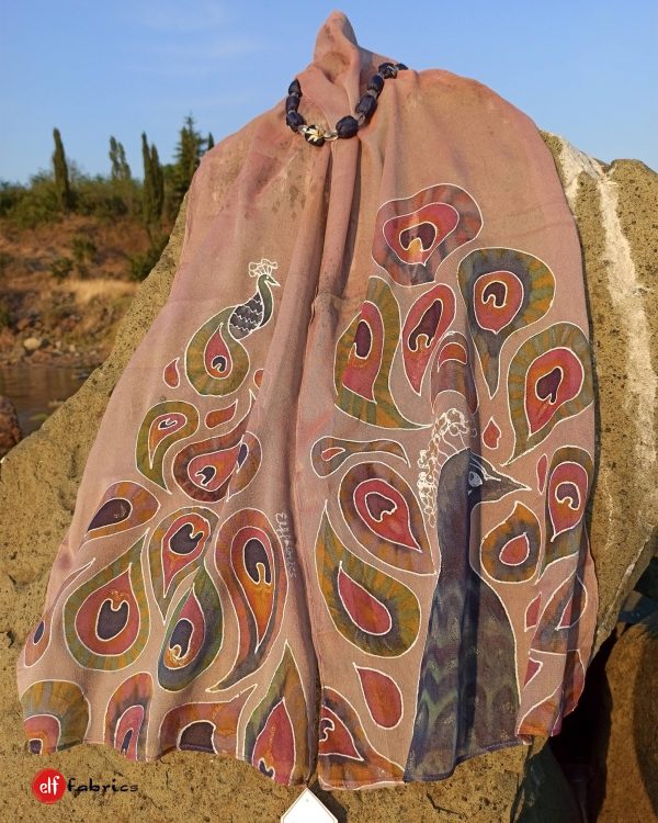 Ръчно рисувани шалове "Паун", подарък за учител- наличен