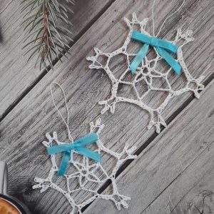 Комплект от 2 снежинки „Заскрежени мигове“ Коледно украшение за елха