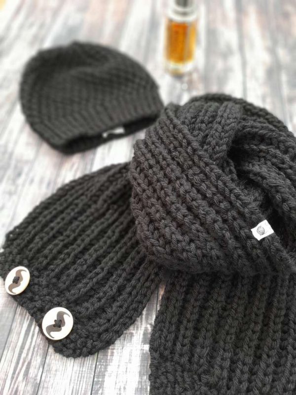 Дизайнерски ръчно плетен зимен вълнен сет "Крум" от шал 2в1 и шапка