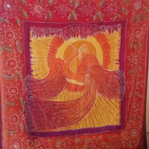 Ръчно рисуван плат от естествена коприна " Паун"