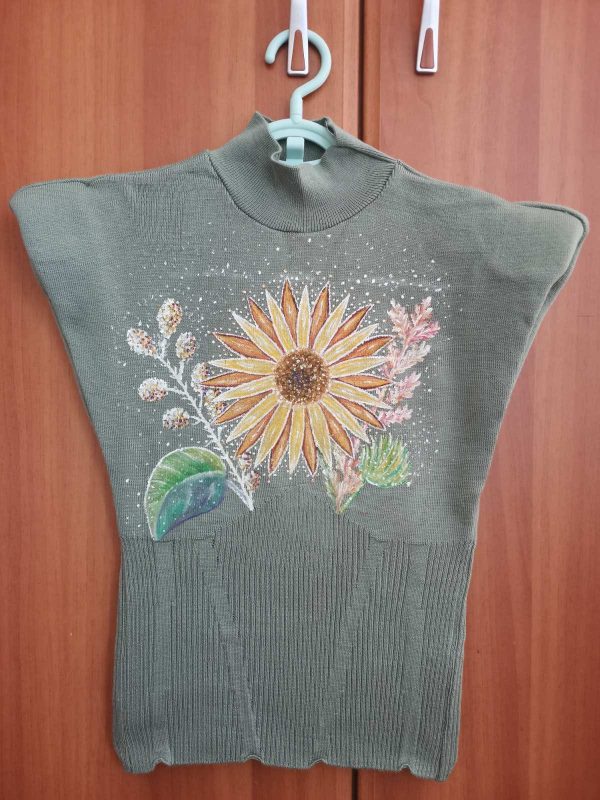 Ръчно рисувана дамска блуза "Слънчоглед".