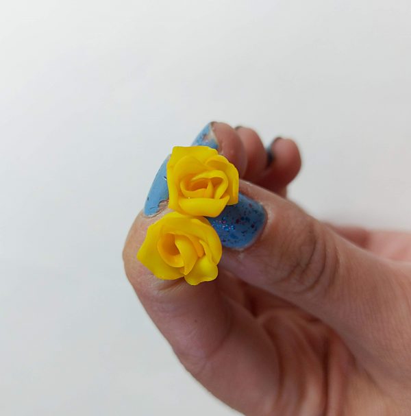 Обеци " Жълти рози" от полимерна глина