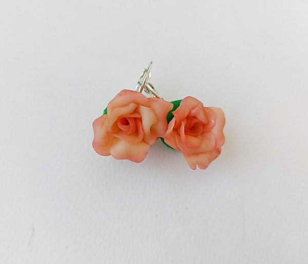 Обеци " Нежни рози" от полимерна глина