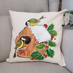 Рисувана калъфка с цип „Коледна къщичка с птички“