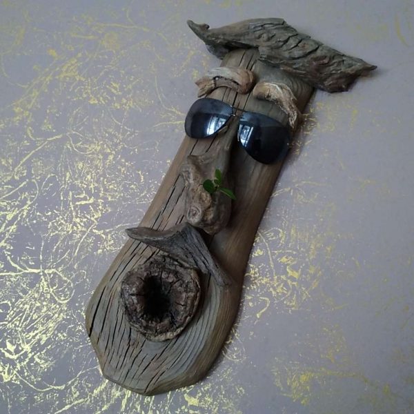 Пано - Мачо. Закачалка за ключове.