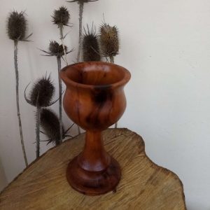 Чаша от дърво круша