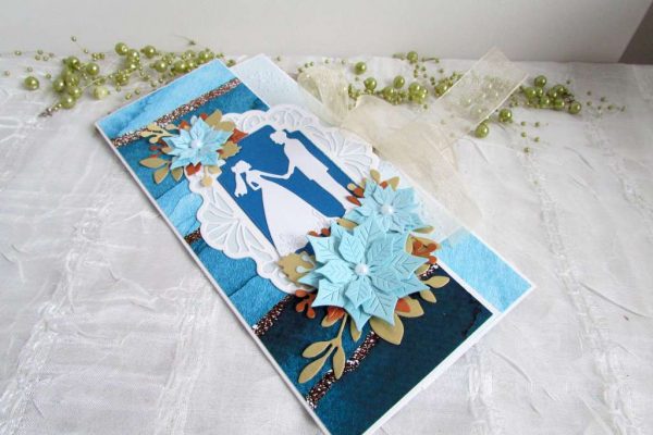 Луксозна сватбена картичка плик в бяло и синьо