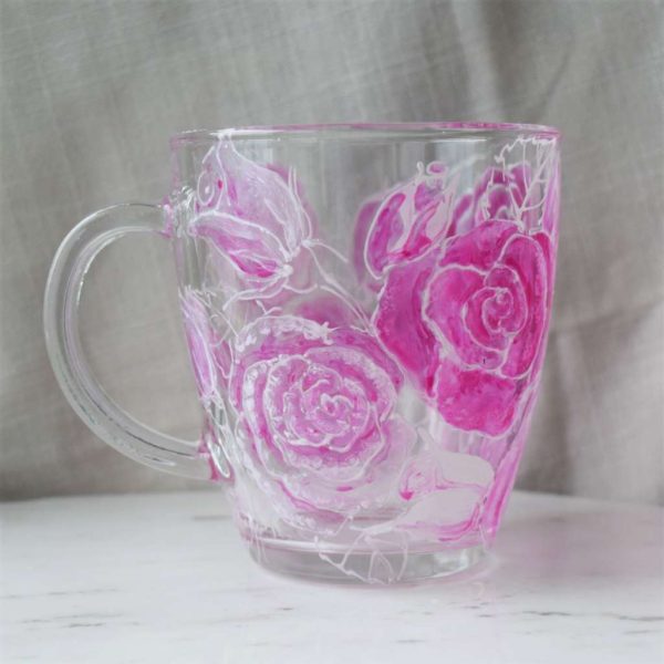 ръчно рисувана чаша " Рози "