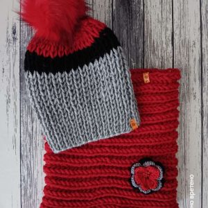 Разкошен зимен дамски сет от шапка и шал с ПоДаРъК бРоШкА 4 варианта