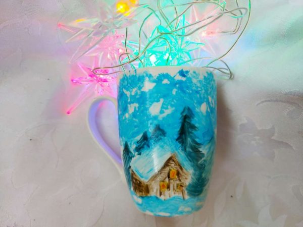 Чаша със зимен пейзаж изрисувана с водоустойчиви бои