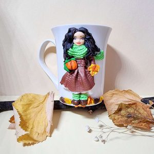 Чаша момиче с тиква, декорирана с полимерна глина