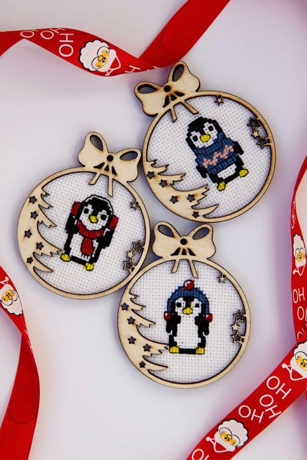 Коледни играчки - дървени