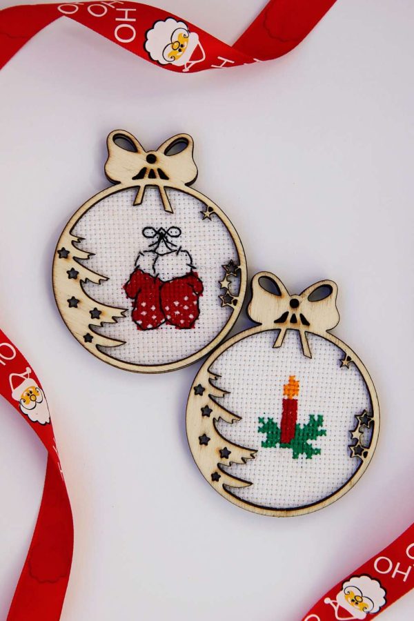 Коледни играчки - дървени