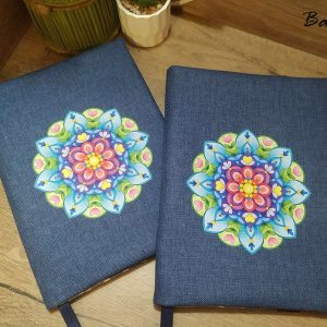 Дрешка за книга „Мандала – пролет“