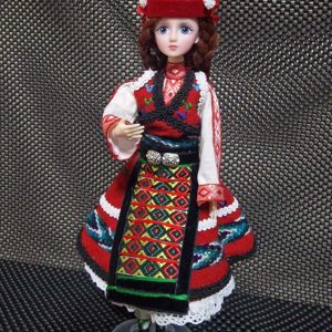 Кукла в костюм от Добруджа