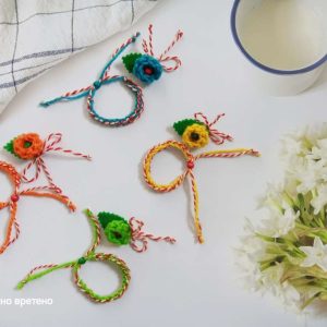 Комплект 2 мартенички За ръка За закичване Вълна Филц  Игла за брошка