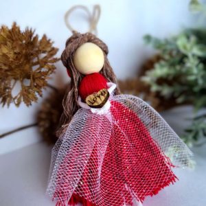 Кукла от макараме